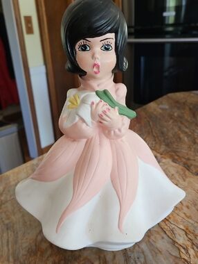 Vintage 1960's Ceramic Holland or Atlantic Singing Girl Figurine w/pink Pedal